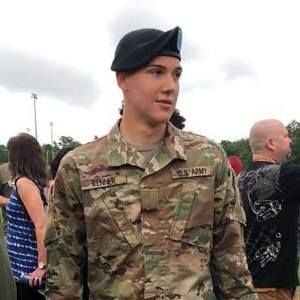 Meet your Posher, Brady